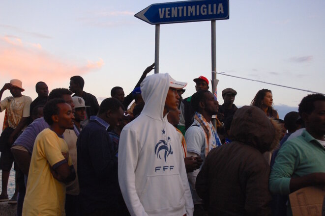 A la frontière, le 15 juin 2015. © LF A la frontière, le 15 juin 2015. © LF